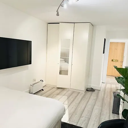 Entire 1 Bedroom Flat At Kensington Gardens Close To Hyde Park, Paddington St Londra Esterno foto