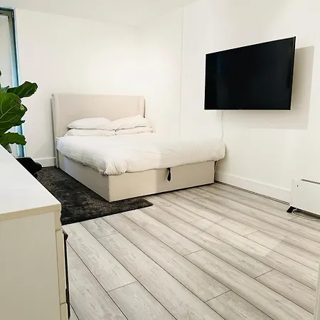 Entire 1 Bedroom Flat At Kensington Gardens Close To Hyde Park, Paddington St Londra Esterno foto