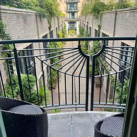 Entire 1 Bedroom Flat At Kensington Gardens Close To Hyde Park, Paddington St Londra Esterno foto