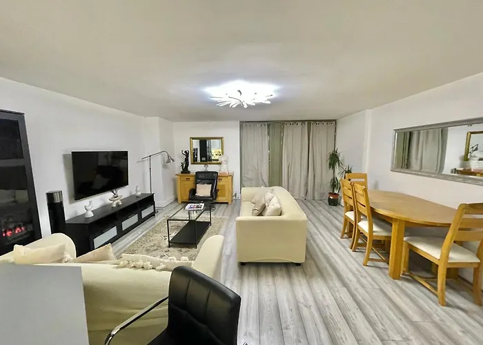 Entire 1 Bedroom Flat At Kensington Gardens Close To Hyde Park, Paddington St